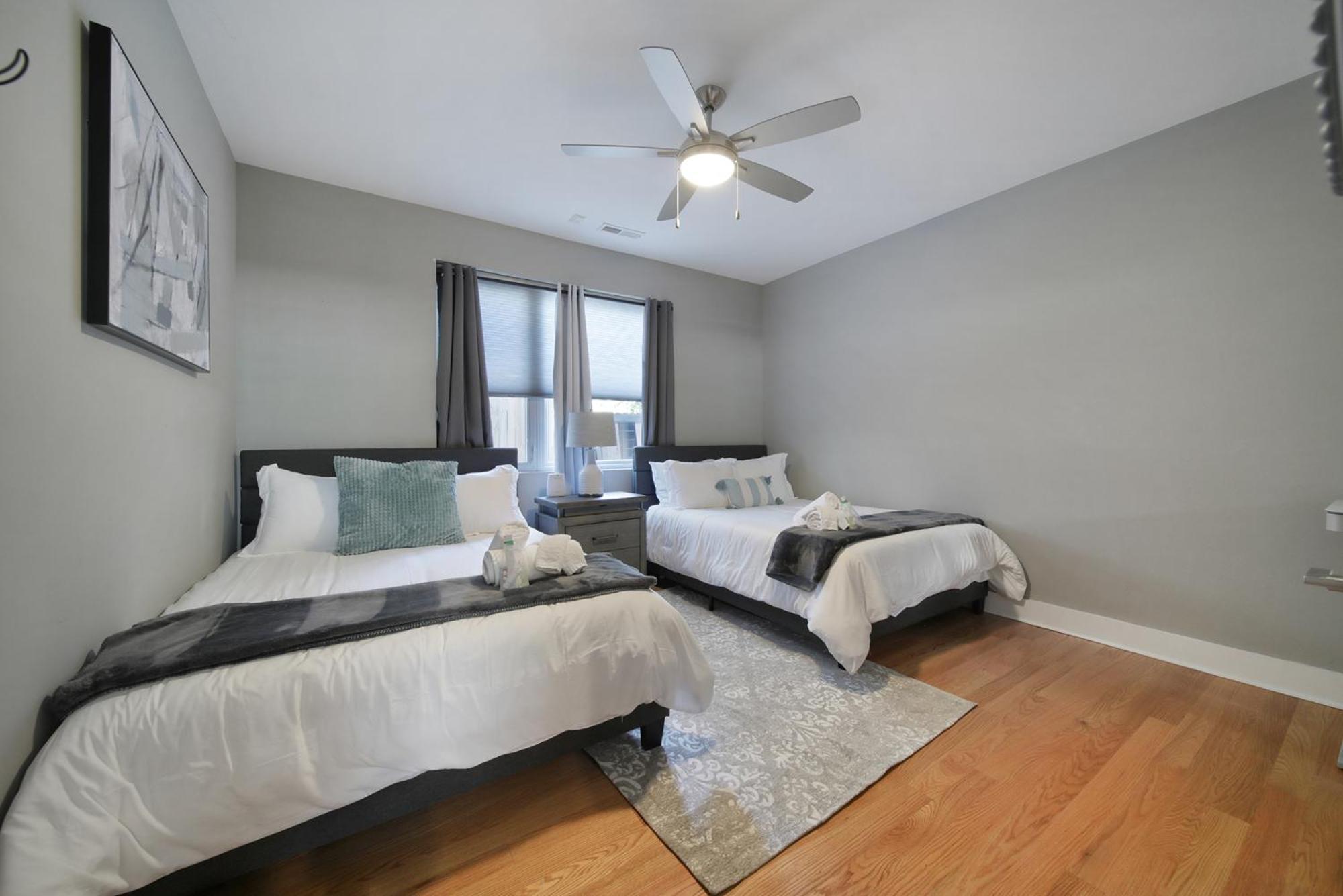 906 Westbrook B City Views Rooftop Hot Tub And Short Walk To Stadium Charlotte Bagian luar foto