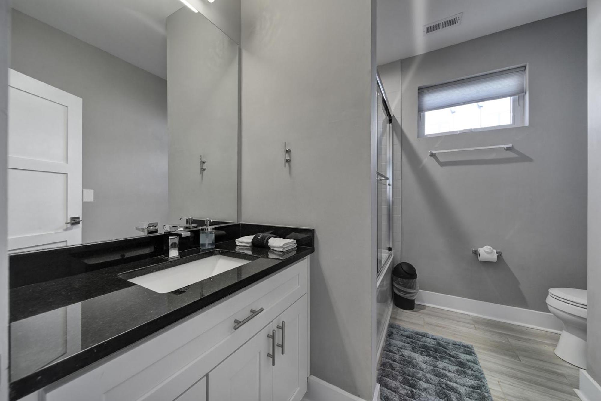 906 Westbrook B City Views Rooftop Hot Tub And Short Walk To Stadium Charlotte Bagian luar foto