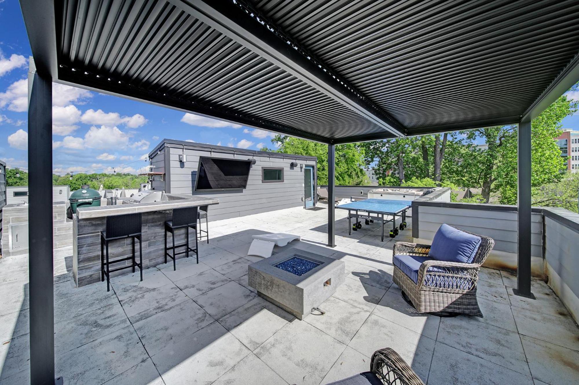 906 Westbrook B City Views Rooftop Hot Tub And Short Walk To Stadium Charlotte Bagian luar foto